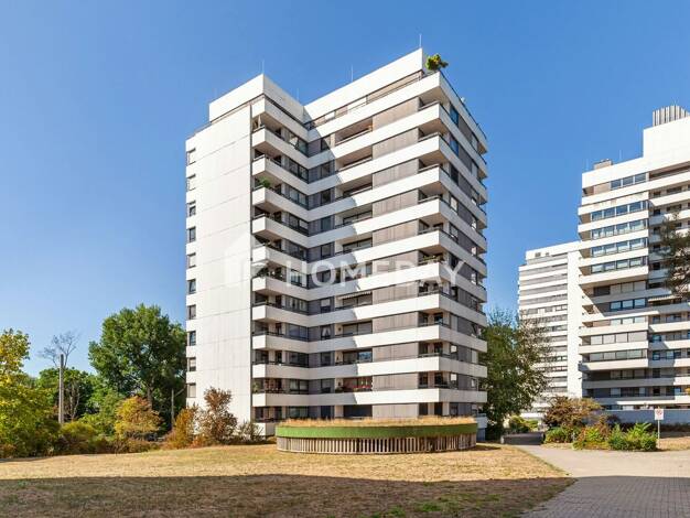 Wohnung zum Kauf 275.000 € 3 Zimmer 83 m² 10. Geschoss Tullnau Weiterer Innenstadtgürtel West / Nord / Ost 90402
