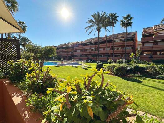 Wohnung zum Kauf 850.000 € 3 Zimmer 175 m² Marbella - Puerto Banus 29660
