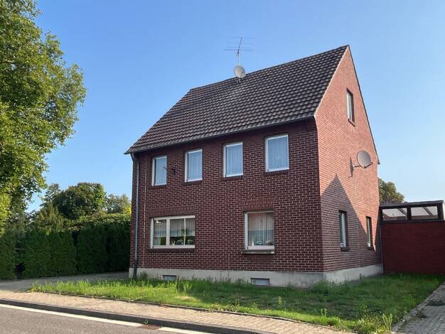 Einfamilienhaus zum Kauf 248.000 € 5 Zimmer 106,7 m² 772 m² Grundstück Ratheim Hückelhoven 41836