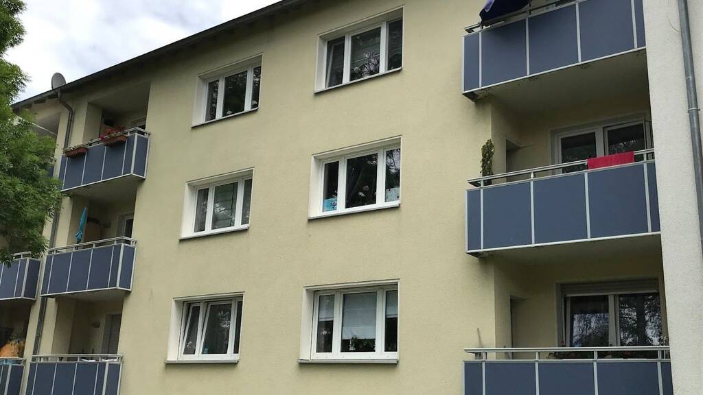 Wohnung zur Miete 407 € 3 Zimmer 62,8 m² 2. Geschoss Petersberger Straße 208 Ostend Fulda 36043