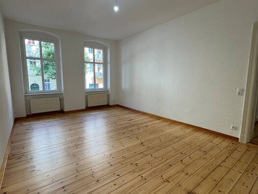 Wohnung zum Kauf provisionsfrei 235.000 € 1 Zimmer 45,3 m² 5 Geschosse frei ab sofort Lichtenberg Lichtenberg 10365