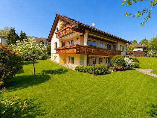 Einfamilienhaus zum Kauf 765.000 € 10 Zimmer 290 m² 1.049 m² Grundstück Balingen Balingen 72336