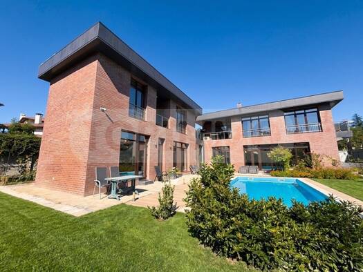 Einfamilienhaus zum Kauf 1.000.000 € 8 Zimmer 460 m² 1.300 m² Grundstück  Stadt Varna , Beriech Trakata 9006