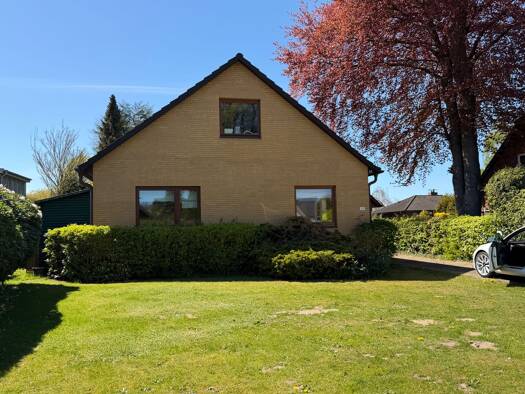 Einfamilienhaus zum Kauf provisionsfrei 712.000 € 5 Zimmer 220 m² 1.399 m² Grundstück frei ab sofort Stellauer Hauptstraße 6 b Stellau Barsbüttel 22885