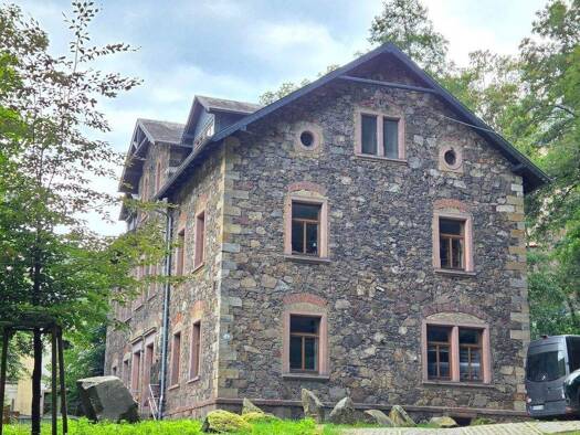 Wohnung zur Miete 265 € 2 Zimmer 47 m² EG frei ab sofort Am Schlossberg 1 Kriebethal Kriebstein 09648