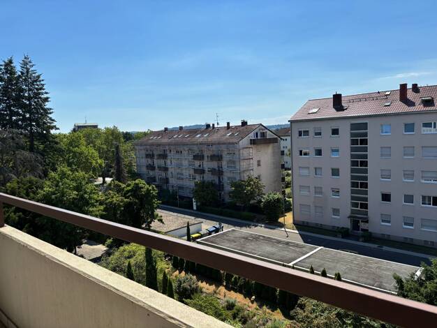 Wohnung zum Kauf 299.990 € 3 Zimmer 76,1 m² 4. Geschoss Oststadt Oststadt 76131