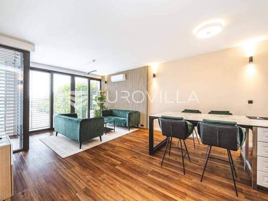 Haus zur Miete 3.000 € 3 Zimmer 180 m² Jadranska avenija Blato