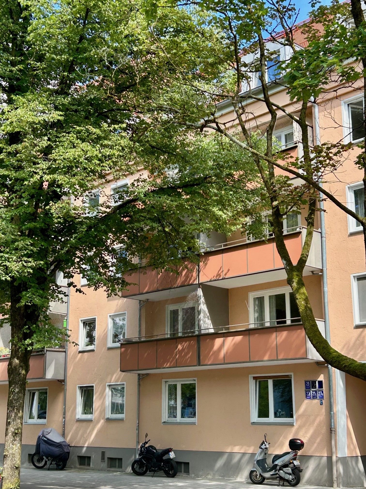 Wohnung zum Kauf 376.000 € 2,5 Zimmer 66 m²<br/>Wohnfläche 3.<br/>Geschoss Siebenbrunn München 81543