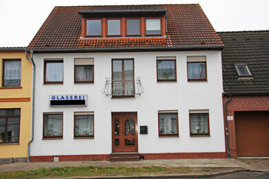 Wohnung zur Miete 1.134 € 3 Zimmer 134 m² frei ab sofort Ribnitz Ribnitz-Damgarten 18311