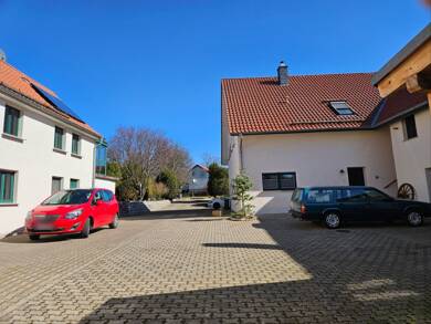 Mehrfamilienhaus zum Kauf 1.150.000 € 19 Zimmer 557 m² 1.946 m² Grundstück Bindersleben Erfurt 99092