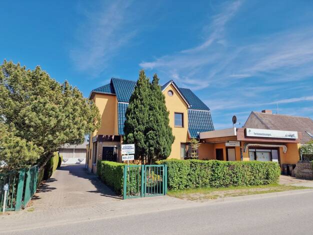 Mehrfamilienhaus zum Kauf als Kapitalanlage geeignet 850.000 € 14 Zimmer 436 m² 1.560 m² Grundstück Zinnowitz 17454