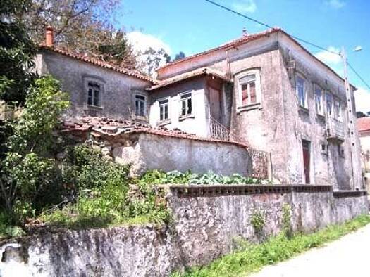 Villa zum Kauf 61.060 € 6 Zimmer 220 m² 483 m² Grundstück Perafita, Lavra e Santa Cruz do Bispo 3280-108