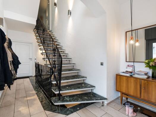 Mehrfamilienhaus zum Kauf 419.000 € 10 Zimmer 297 m² 1.952 m² Grundstück frei ab 01.11.2026 Dützen Minden 32429