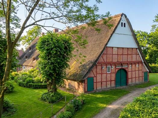 Einfamilienhaus zum Kauf 995.000 € 11 Zimmer 840 m² 40.000 m² Grundstück Hamelwörden Wischhafen 21737