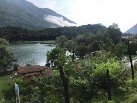 Bauernhof zum Kauf 130.000 € 300 m² 2.440 m² Grundstück Carlazzo