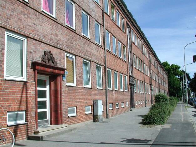 Wohnung zur Miete 630 € 2 Zimmer 60,1 m² 2. Geschoss frei ab 10.11.2026 Westring 261 Schreventeich Kiel 24116