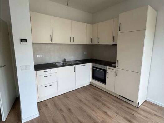 Wohnung zur Miete 1.034 € 3 Zimmer 75 m² Geschoss 2/5 frei ab sofort Annaberger Straße 2 Wahren Leipzig 04159