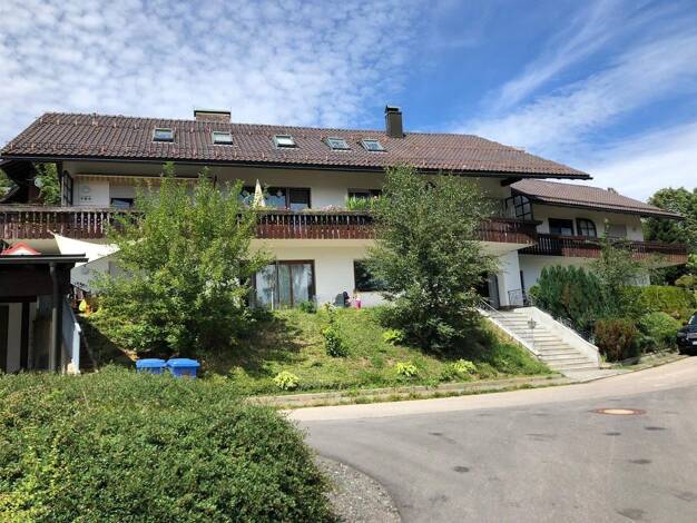 Wohnung zur Miete 670 € 3 Zimmer 92,4 m² 1. Geschoss frei ab 01.09.2026 Fuchsbergstraße 9 Mauth 94151
