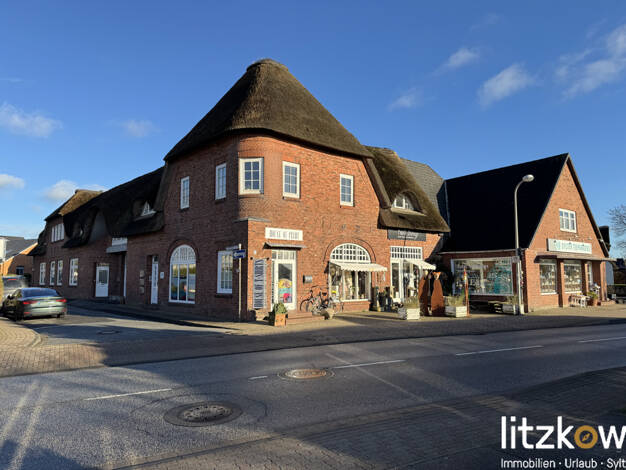 Haus zum Kauf 6.250.000 € 27 Zimmer 962 m² 1.776 m² Grundstück Westerland Sylt / Westerland 25980