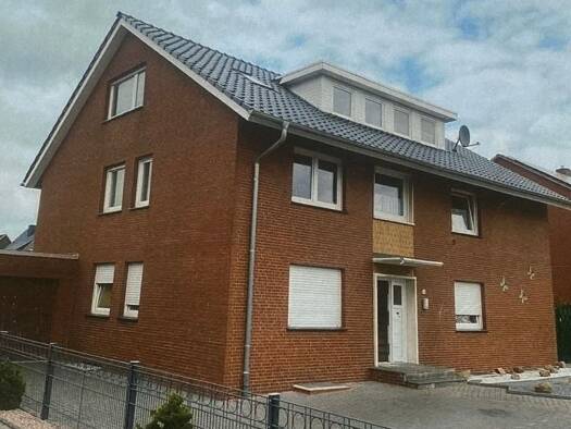 Wohnung zur Miete 780 € 4 Zimmer 102 m² Geschoss 2/3 frei ab 01.04.2026 Holthausen Lingen (Ems) 49808