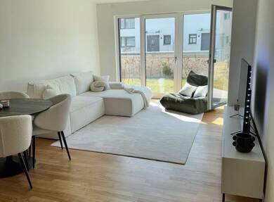 Terrassenwohnung zur Miete 895 € 2 Zimmer 54 m² EG frei ab 01.07.2025 Raiffeisenstraße Neunkirchen Neunkirchen a.Brand 91077