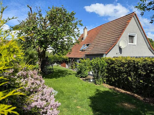 Einfamilienhaus zum Kauf 369.000 € 4 Zimmer 114 m² 290 m² Grundstück Rezelsdorf Weisendorf 91085