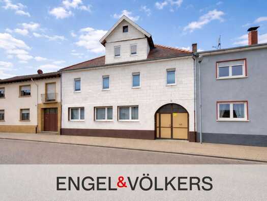 Einfamilienhaus zum Kauf 299.000 € 8 Zimmer 225 m² 325 m² Grundstück Bürstadt Bürstadt 68642