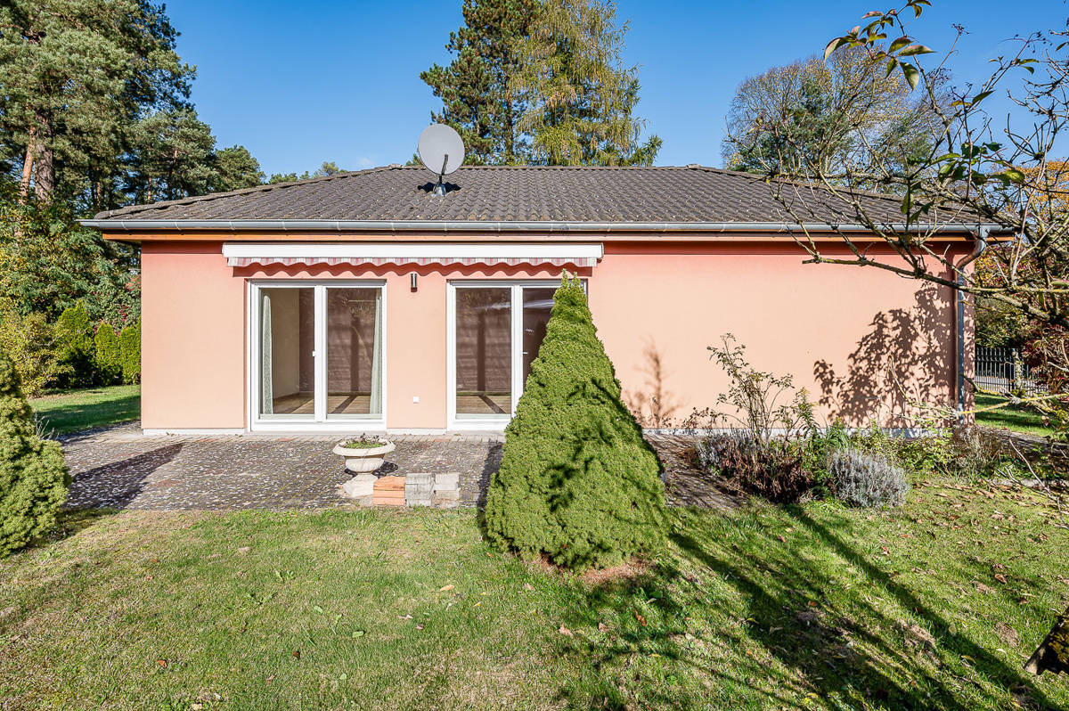 Einfamilienhaus zum Kauf 430.000 € 3 Zimmer 77 m²<br/>Wohnfläche 871 m²<br/>Grundstück Mühlenbeck Mühlenbecker Land OT Summt 16567