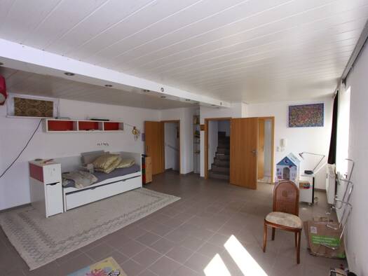 Mehrfamilienhaus zum Kauf als Kapitalanlage geeignet 299.000 € 568 m² 1.042 m² Grundstück Maibach Butzbach 35510
