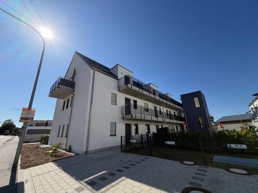Wohnung zur Miete 650 € 2 Zimmer 61,5 m² 2 Geschosse frei ab 15.10.2026 Saal Saal a.d.Donau 93342