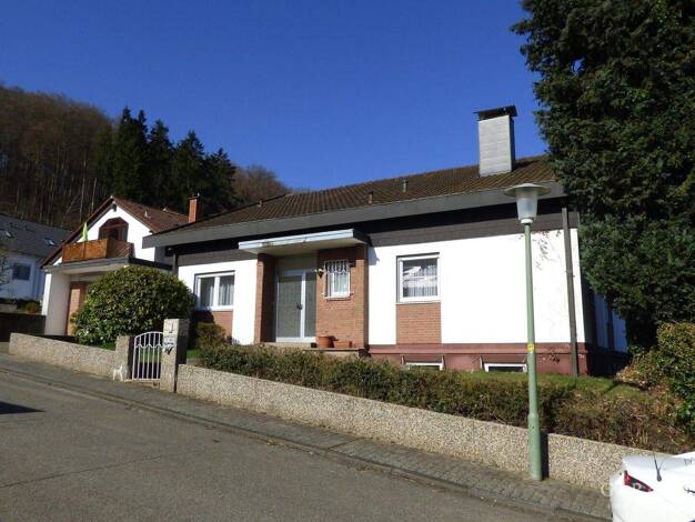 Einfamilienhaus zum Kauf 525.000 € 6 Zimmer 237 m² 974 m² Grundstück Hohenecken Kaiserslautern 67661