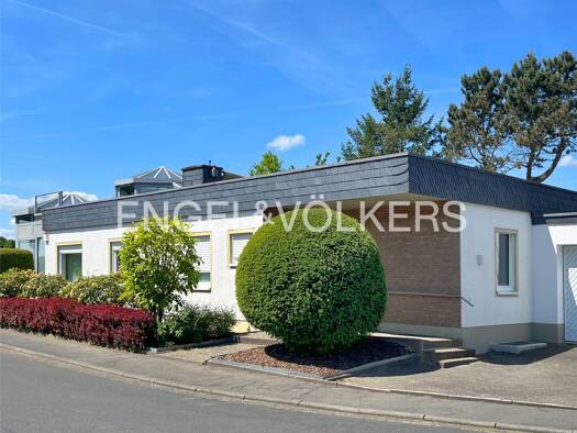Bungalow zum Kauf 680.000 € 6 Zimmer 167 m² 734 m² Grundstück Limburg 65549