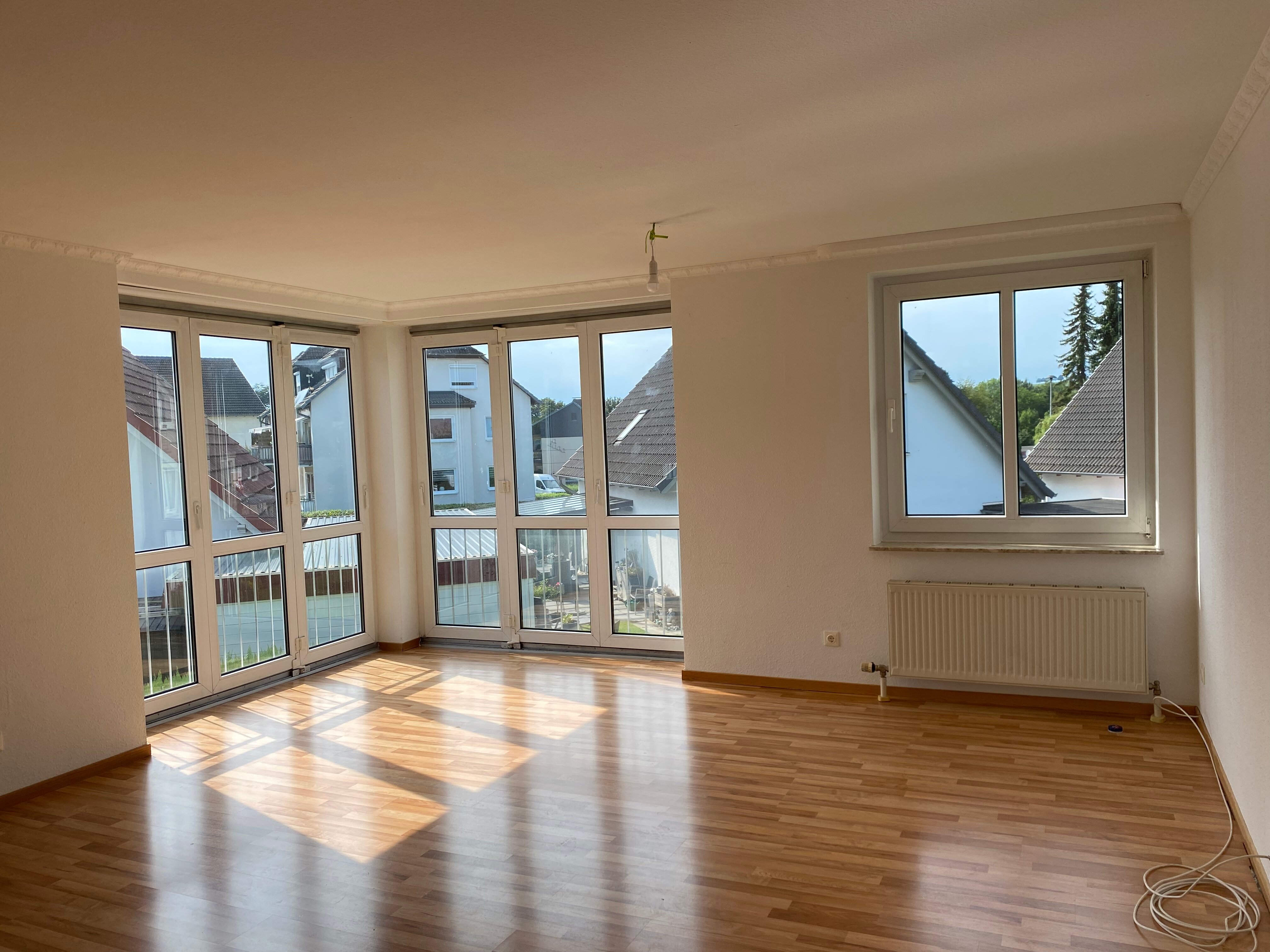 Wohnung zur Miete 500 € 3 Zimmer 87 m²<br/>Wohnfläche 1.<br/>Geschoss ab sofort<br/>Verfügbarkeit Groß Berkel Aerzen 31855