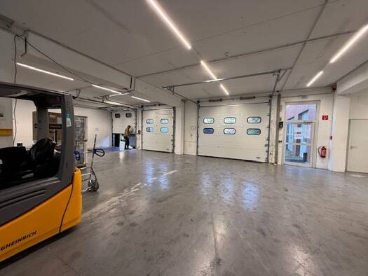 Produktionshalle zur Miete 4.500 m² Lagerfläche teilbar von 1.600 m² bis 4.500 m² In de Tarpen Garstedt Norderstedt 22848