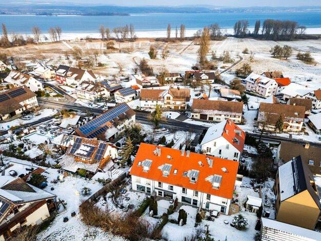 Reihenmittelhaus zum Kauf 649.000 € 5,5 Zimmer 148 m² 178 m² Grundstück Gundholzen Gaienhofen / Gundholzen 78343