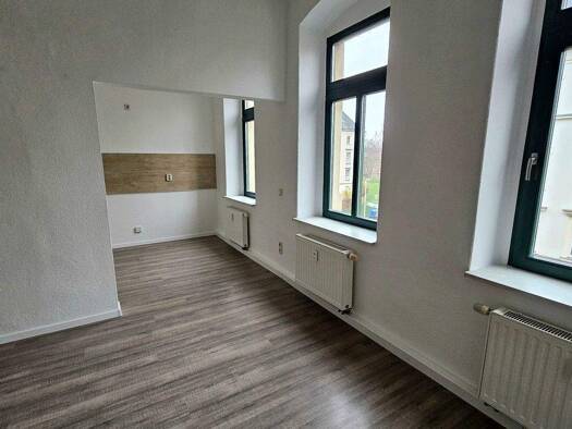 Wohnung zur Miete 615 € 4 Zimmer 94,6 m² frei ab sofort Jahnstraße 37 Lutherviertel Chemnitz 09126