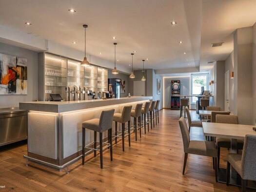 Restaurant zur Miete 1.860 € Seekirchen am Wallersee 5201