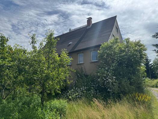 Einfamilienhaus zum Kauf 139.000 € 11 Zimmer 250 m² 2.857 m² Grundstück Crottendorf 09474