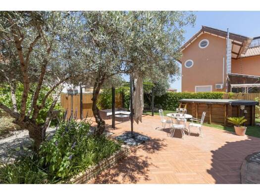Villa zum Kauf 429.000 € 4 Zimmer 369 m² 502 m² Grundstück Vegas del Genil 18101