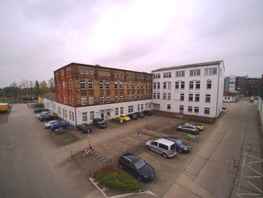 Bürofläche zur Miete provisionsfrei 2.100 € 365 m² Bürofläche Geschwister-Scholl-Straße 36 Neustadt Brandenburg an der Havel 14776
