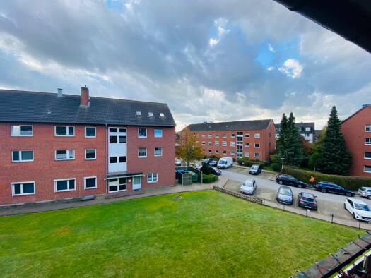 Wohnung zur Miete 729 € 2 Zimmer 56 m² Geschoss 2/3 frei ab 15.04.2026 Nordring 57 Henstedt-Ulzburg 24558