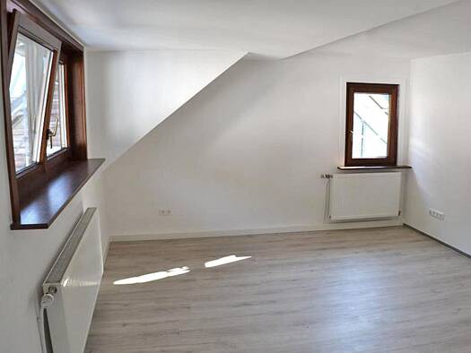 Wohnung zur Miete 580 € 4 Zimmer 68 m² 3. Geschoss frei ab sofort Bad Wildbad 75323
