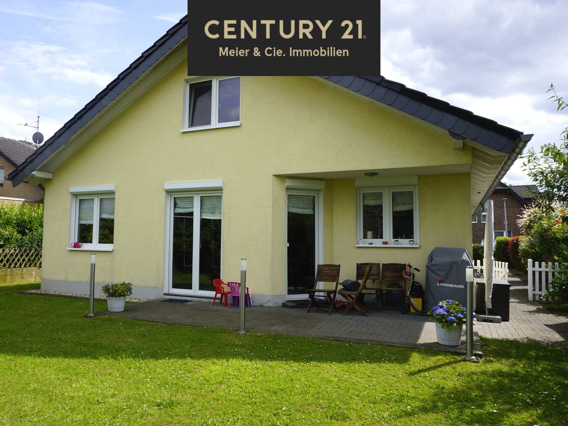 Mehrfamilienhaus zum Kauf 624.000 € 6 Zimmer 223 m² 622 m² Grundstück frei ab sofort Dirmerzheim Erftstadt 50374