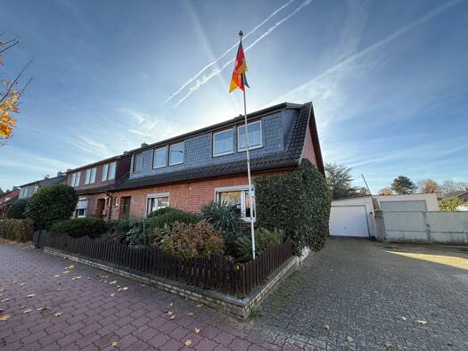 Doppelhaushälfte zum Kauf 180.000 € 5 Zimmer 170 m² 998 m² Grundstück Lüchow 29439