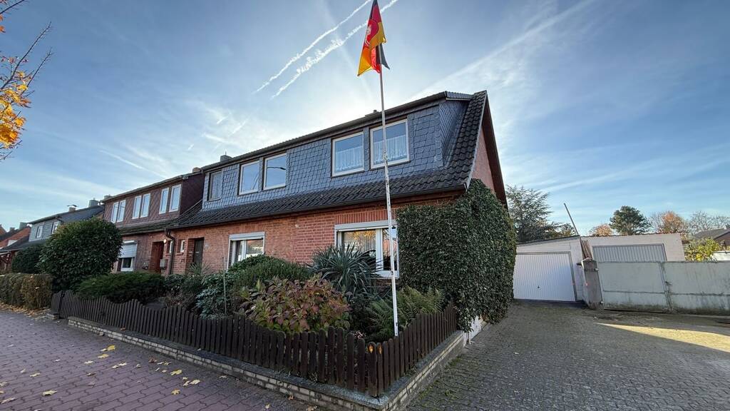 Doppelhaushälfte zum Kauf 180.000 € 5 Zimmer 170 m² 998 m² Grundstück Lüchow 29439