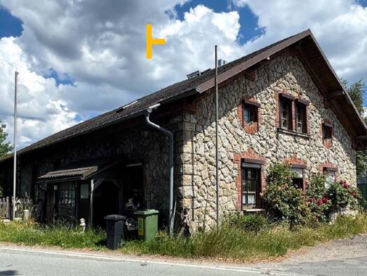 Haus zur Versteigerung 4.000 € 75 m² 173 m² Grundstück Sparnecker Straße 6 Weißenstadt 95163