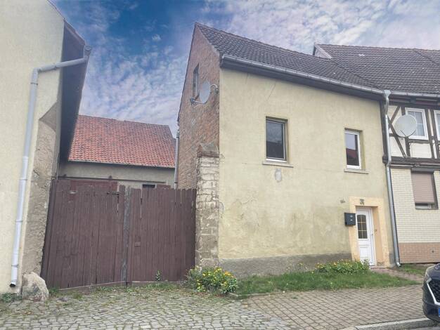 Einfamilienhaus zum Kauf 37.000 € 2 Zimmer 70 m² 71 m² Grundstück Gröningen Gröningen 39397