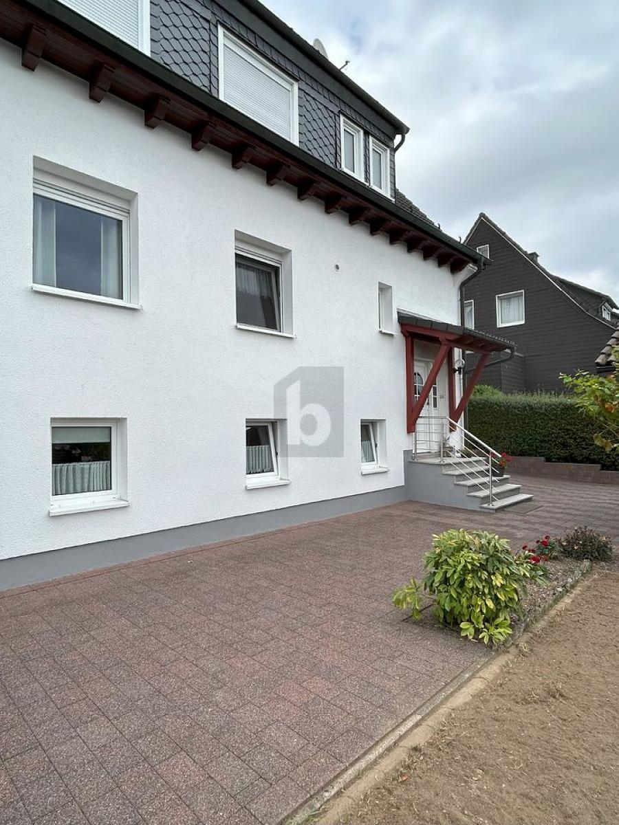 Einfamilienhaus zum Kauf 450.000 € 8 Zimmer 150 m²<br/>Wohnfläche 398 m²<br/>Grundstück Olpe Olpe 57462