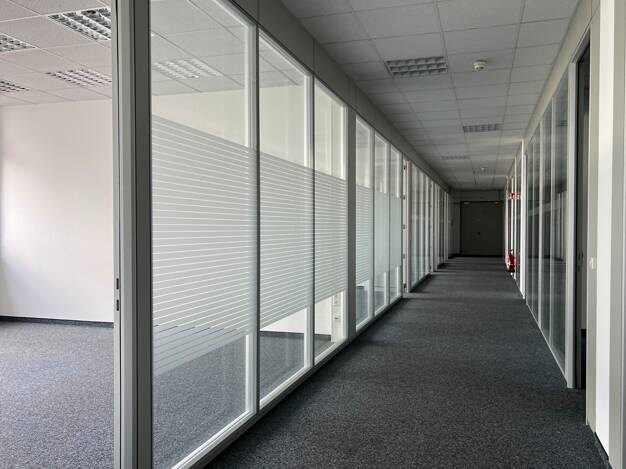 Bürofläche zur Miete 1.456 m² Bürofläche teilbar ab 700 m² Riedhof Ulm 89079