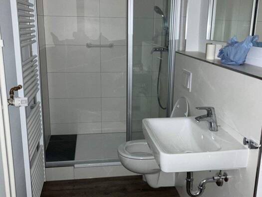 Wohnung zur Miete 561 € 1,5 Zimmer 43,8 m² 3. Geschoss frei ab sofort Wiener Straße 45 Oberrad Frankfurt am Main 60599